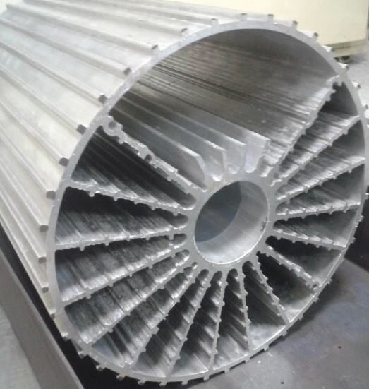 Extruded aluminium heat sinks